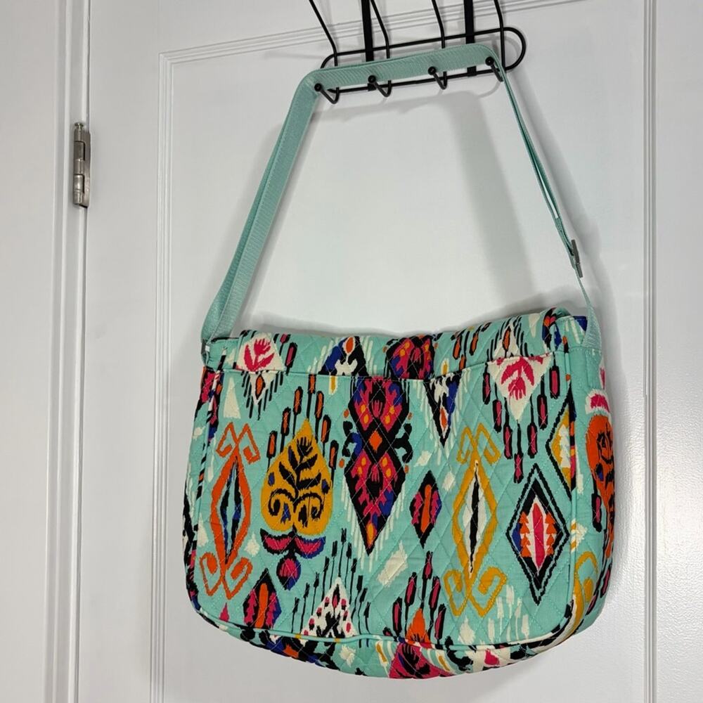 Vera Bradley Essential Messenger Bag quilted Pueblo print - Picture 7 of 15